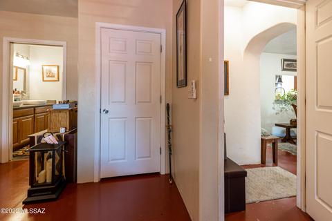 2207 E Copper St, Tucson, AZ 85719 photo 33