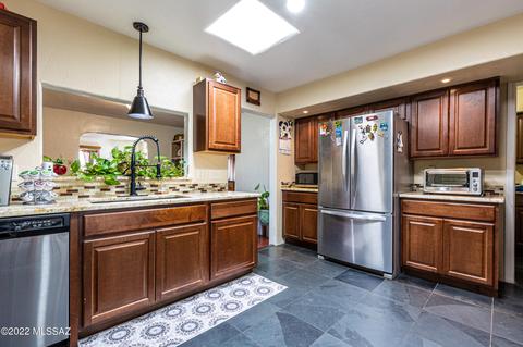 2207 E Copper St, Tucson, AZ 85719 photo 18