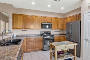 9139 E Green Sage Pl, Vail, AZ 85641 photo 6