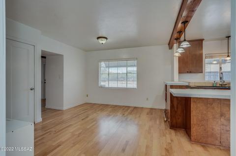 115 E Limberlost Dr, Tucson, AZ 85705 photo 8