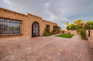 7565 E 27th St, Tucson, AZ 85710 photo 5