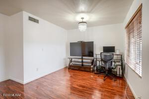 7565 E 27th St, Tucson, AZ 85710 photo 15