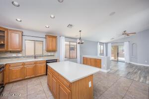 7154 E Bloomtree Ln, Tucson, AZ 85756 photo 1