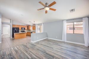7154 E Bloomtree Ln, Tucson, AZ 85756 photo 4