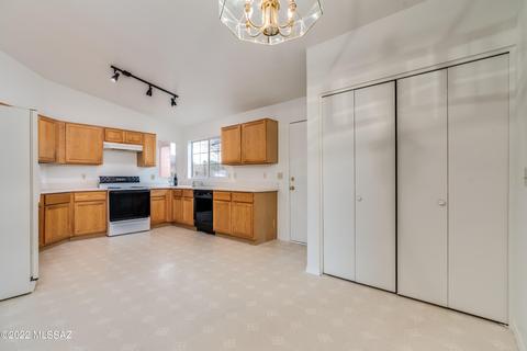 7688 S Danforth Ave, Tucson, AZ 85747 photo 8