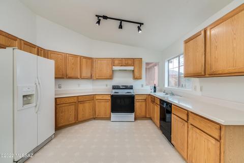 7688 S Danforth Ave, Tucson, AZ 85747 photo 7
