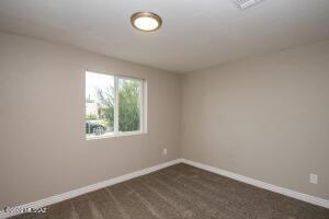 402 E 33rd St, Tucson, AZ 85713 photo 23