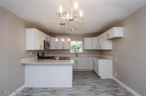 402 E 33rd St, Tucson, AZ 85713 photo 14