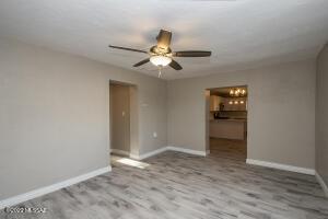 402 E 33rd St, Tucson, AZ 85713 photo 8