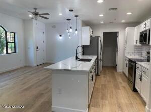 2016 E River Rd #105, Tucson, AZ 85718 photo 3