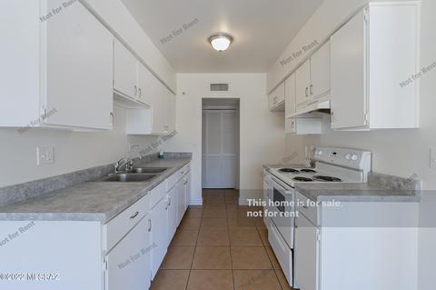 7102 E Tamara Dr, Tucson, AZ 85730 photo 6