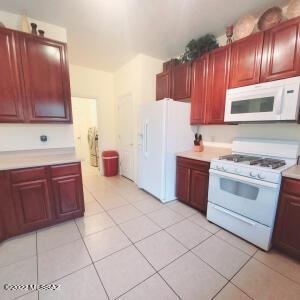 6235 E Bramble St, Tucson, AZ 85756 photo 16