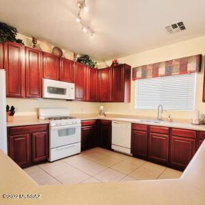 6235 E Bramble St, Tucson, AZ 85756 photo 13