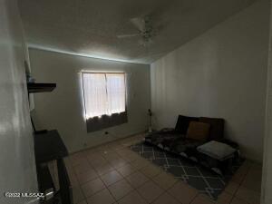401 E Thoroughbred St, Tucson, AZ 85706 photo 24