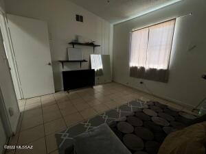 401 E Thoroughbred St, Tucson, AZ 85706 photo 25