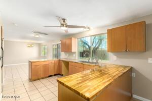 1950 E Pinon Dr, Tucson, AZ 85706 photo 17
