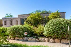 1950 E Pinon Dr, Tucson, AZ 85706 photo 6