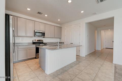 6875 W Canopus Loop, Tucson, AZ 85757 photo 16