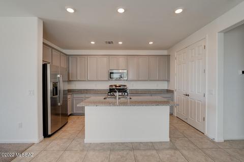 6875 W Canopus Loop, Tucson, AZ 85757 photo 19
