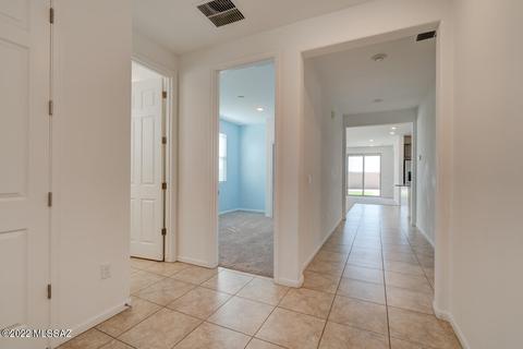 6875 W Canopus Loop, Tucson, AZ 85757 photo 5