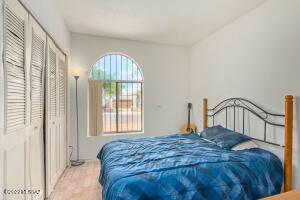 3109 W Holladay St, Tucson, AZ 85746 photo 12