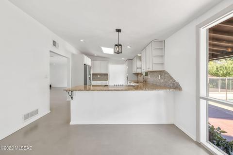 5221 E 3rd St, Tucson, AZ 85711 photo 13