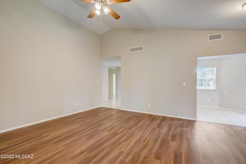773 E Alaska St, Tucson, AZ 85706 photo 9