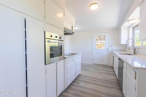 938 E Hampton St, Tucson, AZ 85719 photo 1