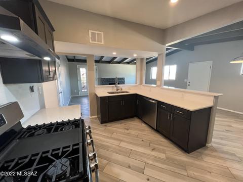 3668 E 4th St, Tucson, AZ 85716 photo 4