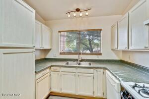 3512 W Thundercloud Loop, Tucson, AZ 85742 photo 25