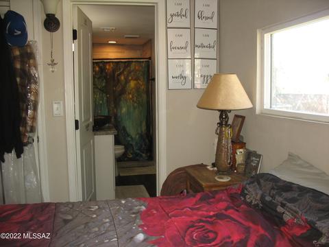 4633 E 28th St, Tucson, AZ 85711 photo 9