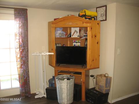 4633 E 28th St, Tucson, AZ 85711 photo 8