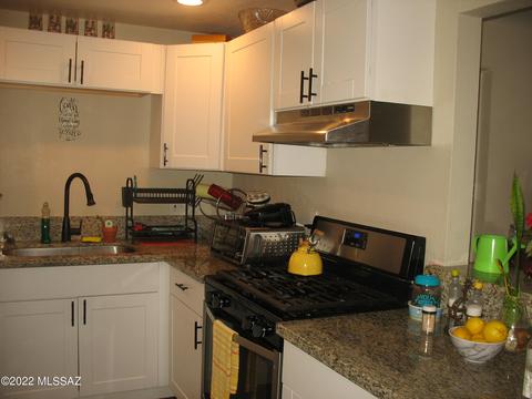 4633 E 28th St, Tucson, AZ 85711 photo 6