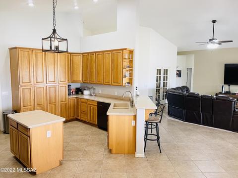 1545 S Mockingbird Loop, Thatcher, AZ 85552 photo 4