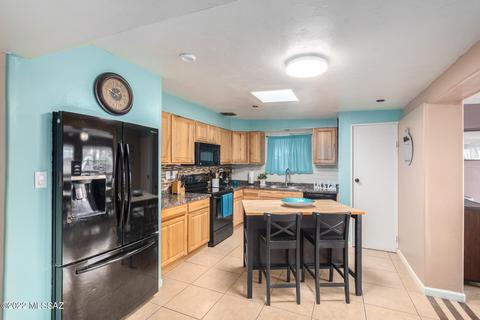 8218 E 19th St, Tucson, AZ 85710 photo 8