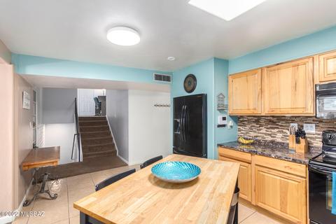 8218 E 19th St, Tucson, AZ 85710 photo 10