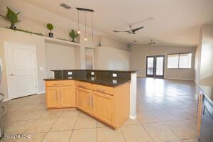 7430 S Pacific Willow Dr, Tucson, AZ 85747 photo 10