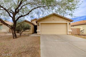 7430 S Pacific Willow Dr, Tucson, AZ 85747 photo 1