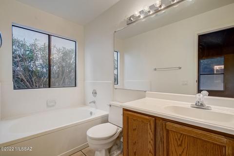 5381 W Eaglestone Loop, Tucson, AZ 85742 photo 7