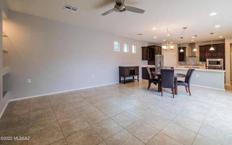 14007 E Cariole St, Vail, AZ 85641 photo 4