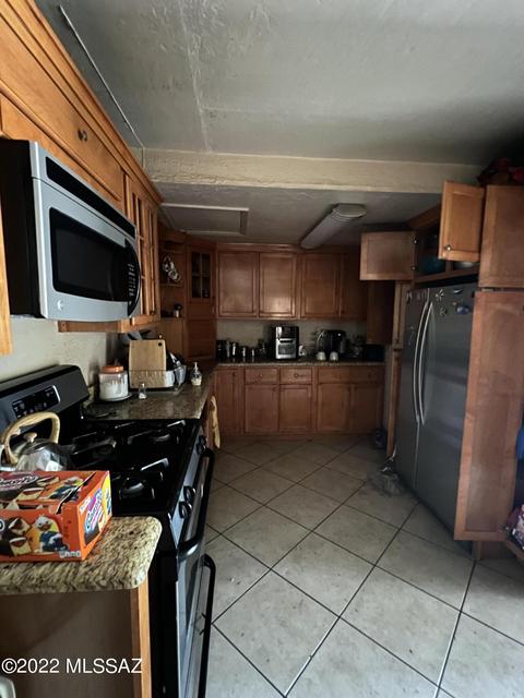 47 E Washington St, Nogales, AZ 85621 photo 2