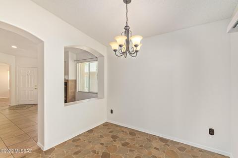 8865 E Fruit Tree Dr, Tucson, AZ 85730 photo 5