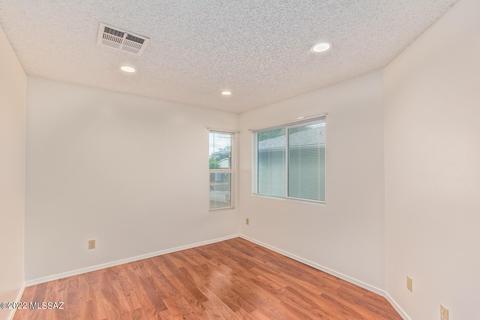 8865 E Fruit Tree Dr, Tucson, AZ 85730 photo 10