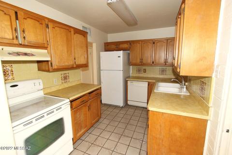 3058 E Rickey Vis, Tucson, AZ 85713 photo 9