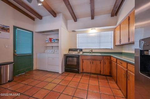 5714 E 3rd St, Tucson, AZ 85711 photo 17