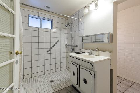 3134 E 24th St, Tucson, AZ 85713 photo 13