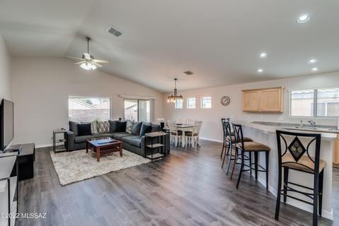 10579 E Carolina Willow Ln, Tucson, AZ 85747 photo 8