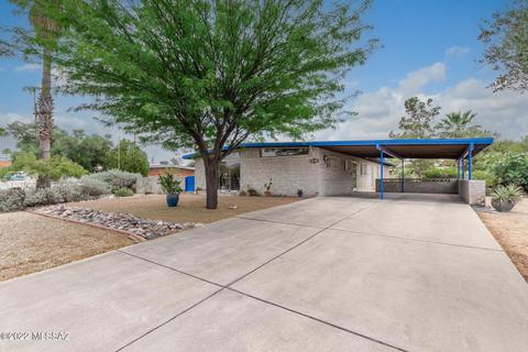 7052 E 4th St, Tucson, AZ 85710 photo 2