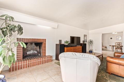 7052 E 4th St, Tucson, AZ 85710 photo 15
