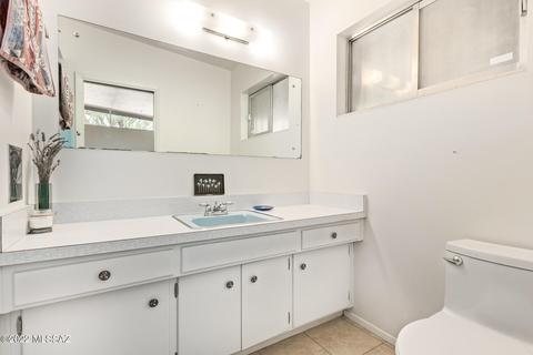 7052 E 4th St, Tucson, AZ 85710 photo 30